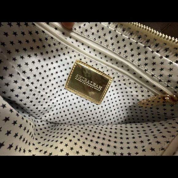 Off White Clutch With Western Fringe - Picture 5 of 6